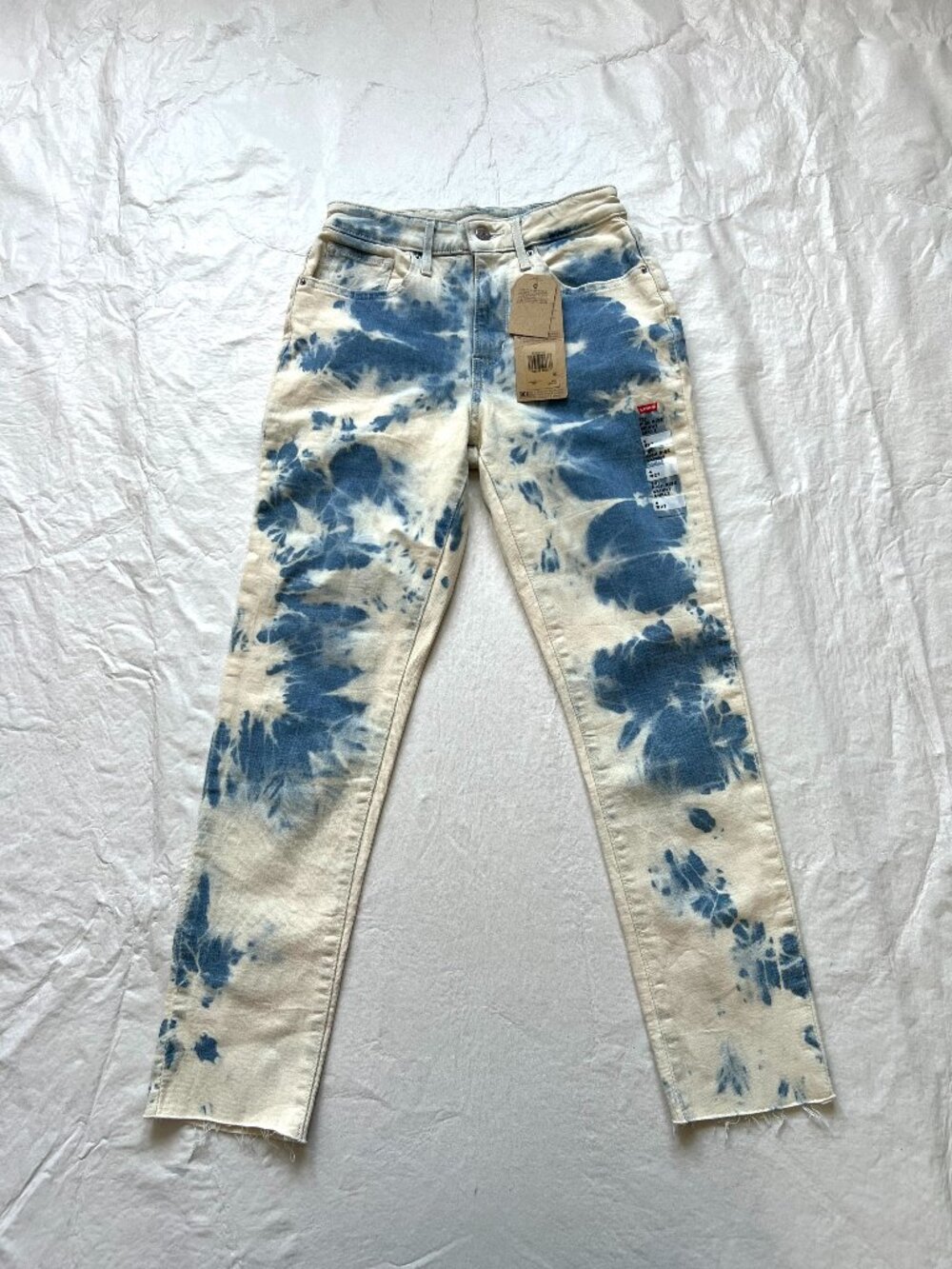 Levis jeans 721 high rise skinny ankle raw hem bleached blue 27 waist Levi's
